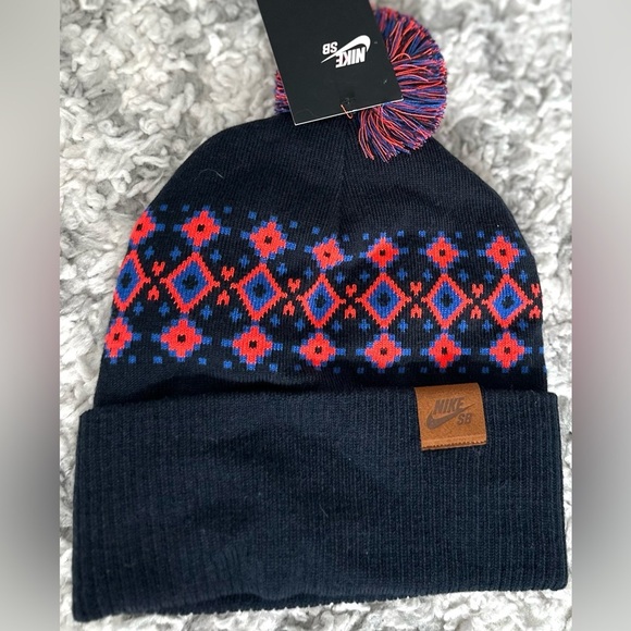 ‼️RARE‼️?Nike??NWT?SB Pom Beanie in Dark Obsidian main image 6